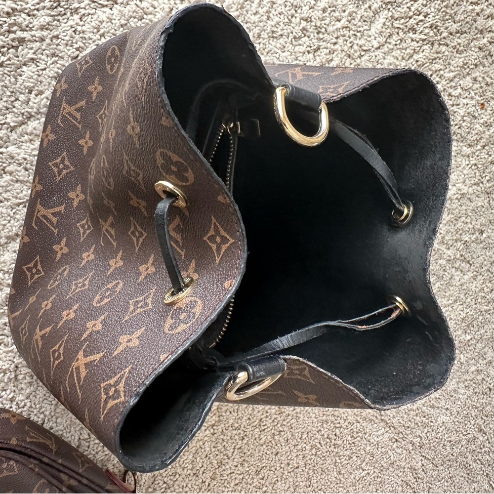 Designer look alike purses. See description. - Picture 6 of 13